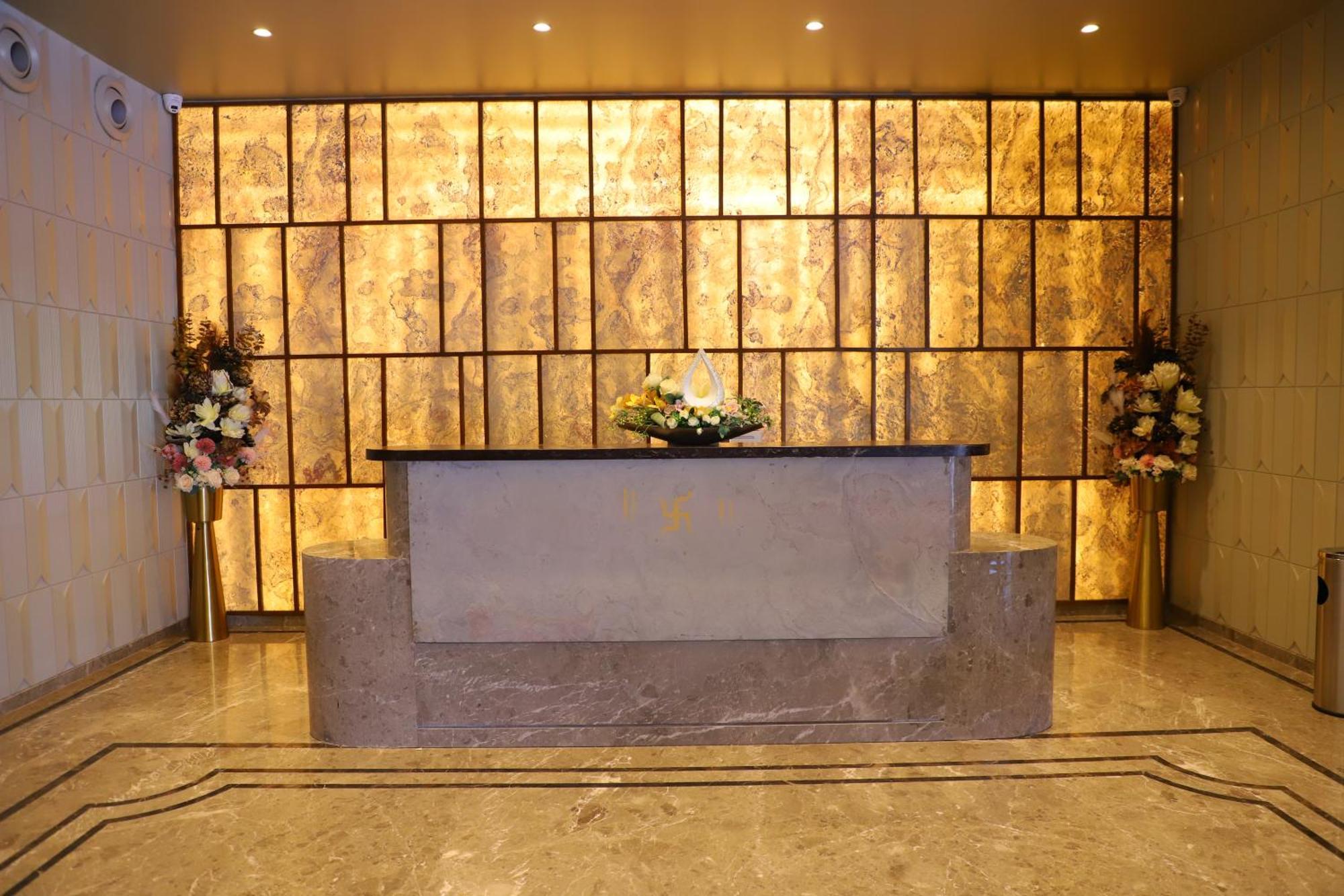 Le Vivanta Virār Exteriör bild