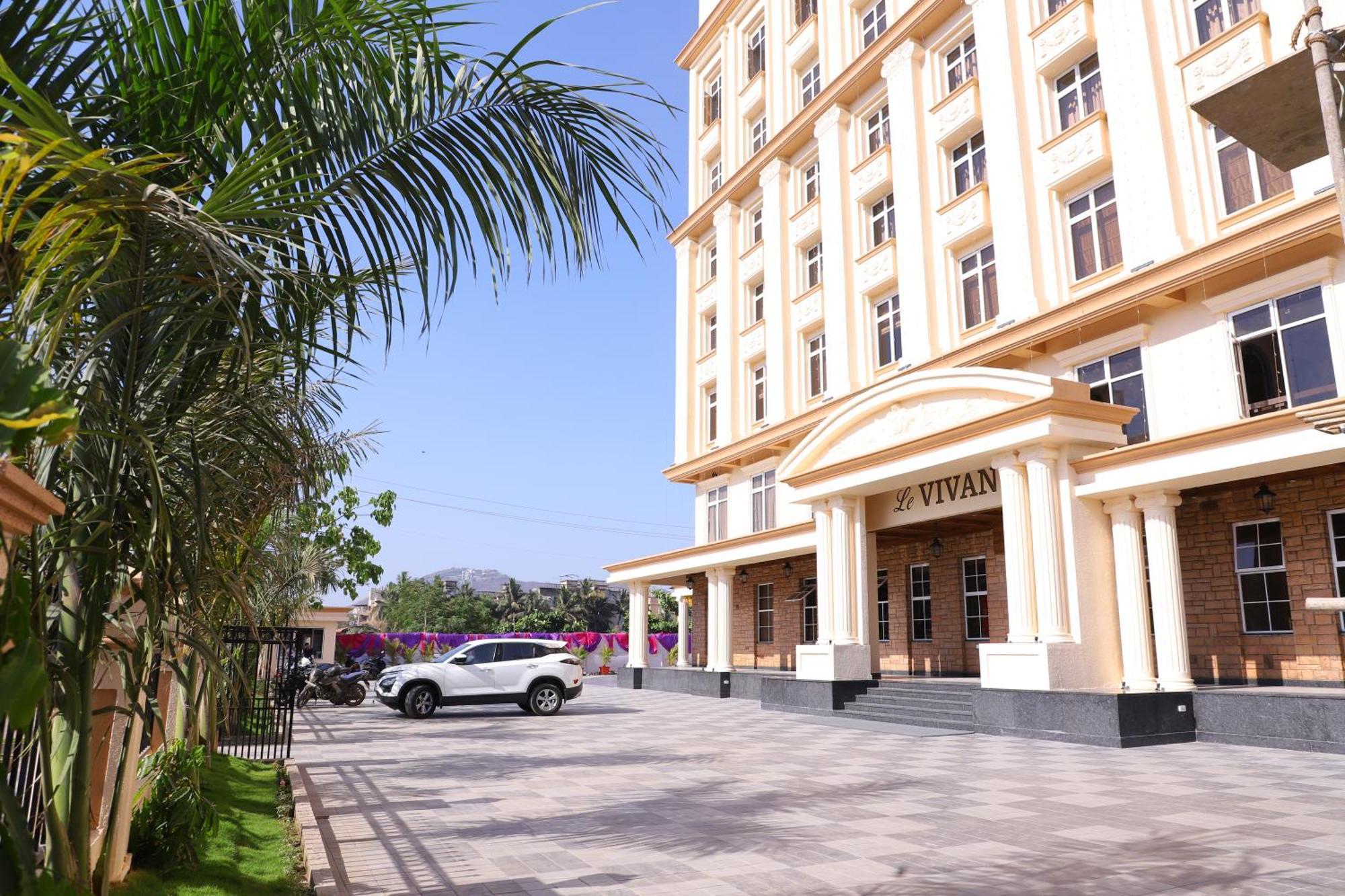 Le Vivanta Virār Exteriör bild